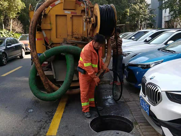 新晃排污管道清淤