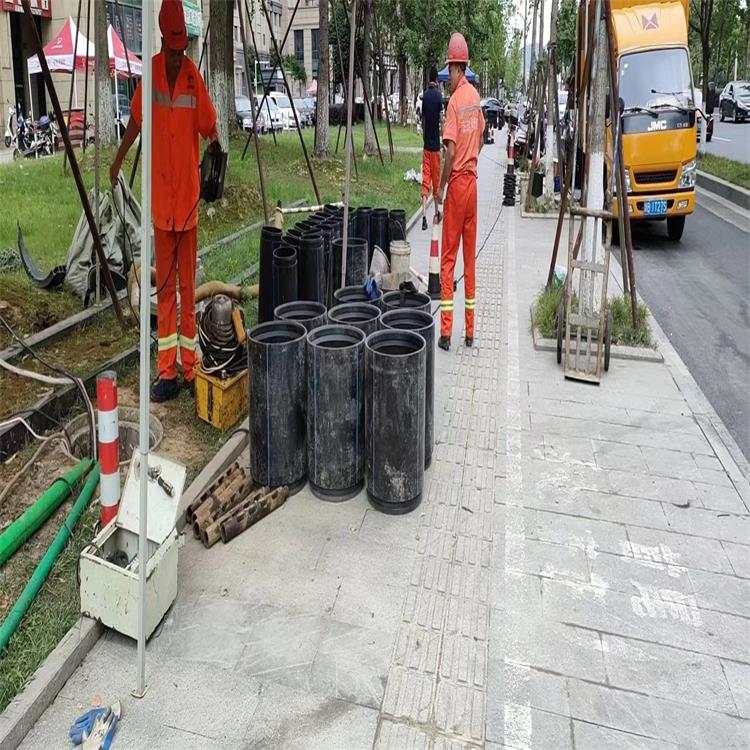 新晃管道短管置换修复